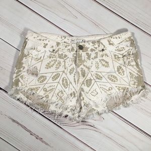 FREE PEOPLE White Distressed Cutoff Shorts Size 31